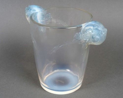1926 René Lalique - Vase Chamarande - Glass & Crystal Style Art Déco