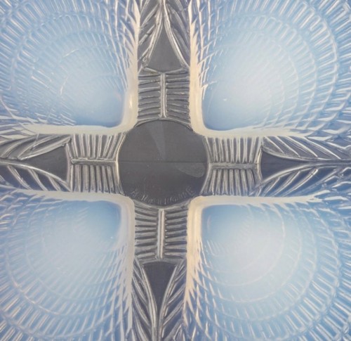 Art Déco - 1924 René Lalique - Set Of Plates And Bowls "Coquilles" 