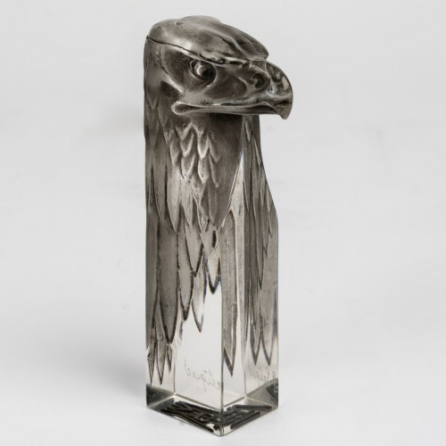 Verrerie, Cristallerie  - 1911 René Lalique - Cachet Tête d'Aigle patiné gris