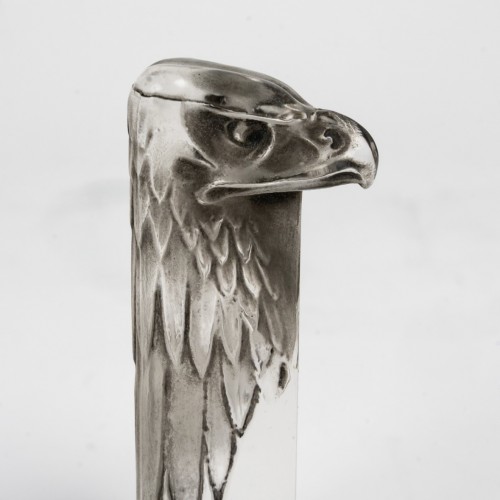 1911 René Lalique - Cachet Tête d'Aigle patiné gris - Art nouveau
