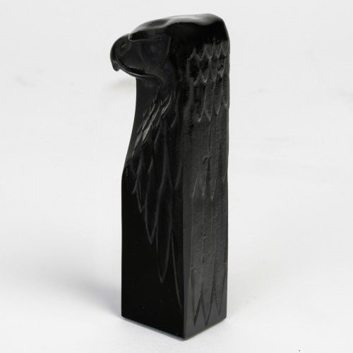 1911 René Lalique - Cachet Tête d'Aigle noir patiné blanc - Verrerie, Cristallerie Style Art nouveau