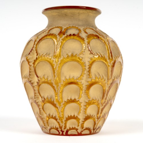 1931 René Lalique - Vase Laiterons - Glass & Crystal Style Art Déco