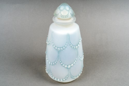 Glass & Crystal  - 1926 René Lalique - Perfume Bottle Perles No1