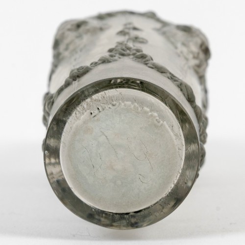 1920 René Lalique - Perfume Bottle Pan - 