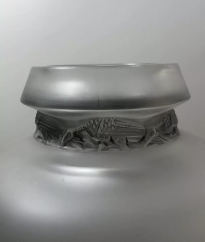 1938 Rene Lalique Frise Aigles Vase Frosted Glass with Grey Stain - Eagles - 