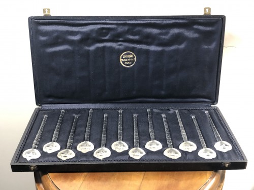 Glass & Crystal  - 1932 René Lalique Set of 12 Barr Champagne Cocktail Swizzle Sticks in Box