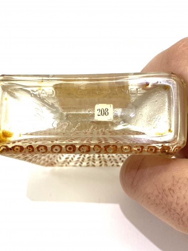 20th century - 1925 René Lalique - &quot;La Belle Saison&quot; Houbigant Perfume Bottle