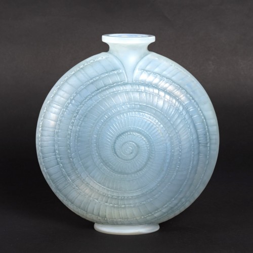 1920 René Lalique - Vase "Escargot"  - Verrerie, Cristallerie Style Art Déco