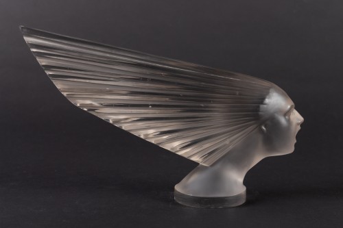 20th century - 1928 René Lalique - Car Mascot Hood« Victoire » 