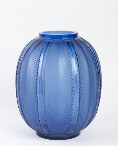 Verrerie, Cristallerie  - 1932 René Lalique -  Vase "Biskra" 