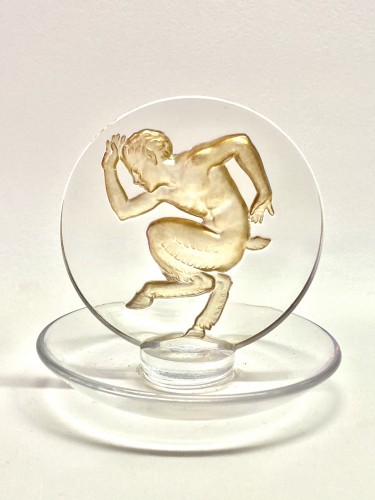 Verrerie, Cristallerie  - 1931 René Lalique - Cendrier Baguier « Faune » 