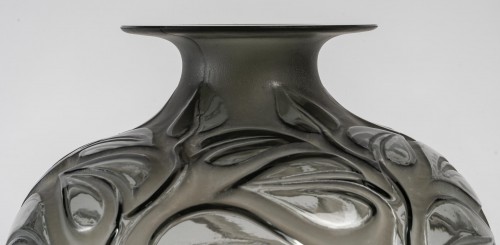 1926 René Lalique - Vase Sophora - 