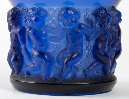 XXe siècle - 1930 René Lalique - Vase Farandole