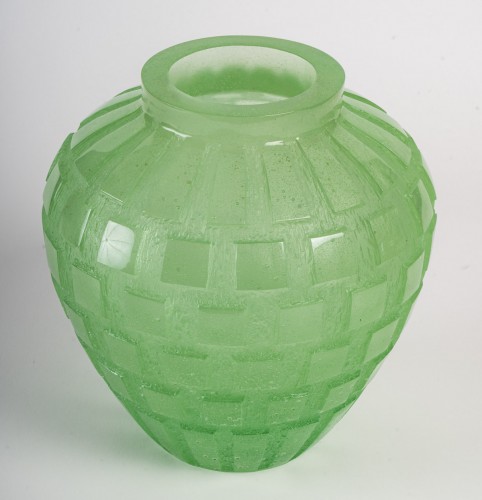 Daum - Vase Rythmes - Verrerie, Cristallerie Style Art Déco