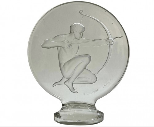 1926 René Lalique - Mascotte « Archer » 