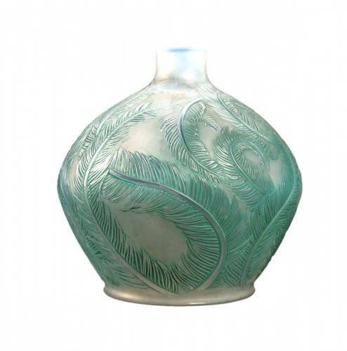 1920 René Lalique - Vase Plumes