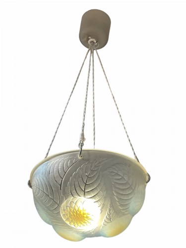 XXe siècle - 1921 René Lalique - Suspension Dahlias