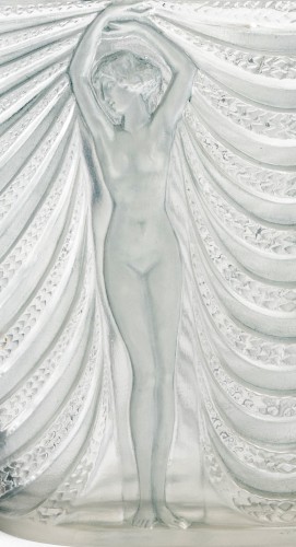 XXe siècle - 1937 René Lalique - Vase Terpsichore