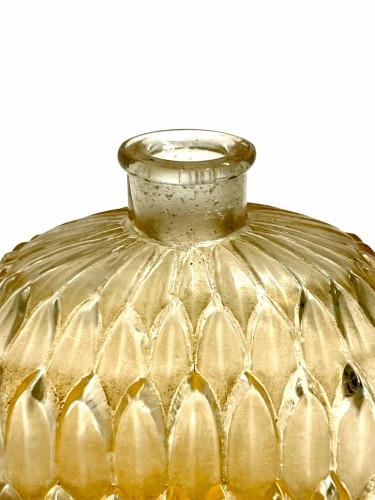 20th century - 1920 René Lalique - Perfume Bottle Amelie