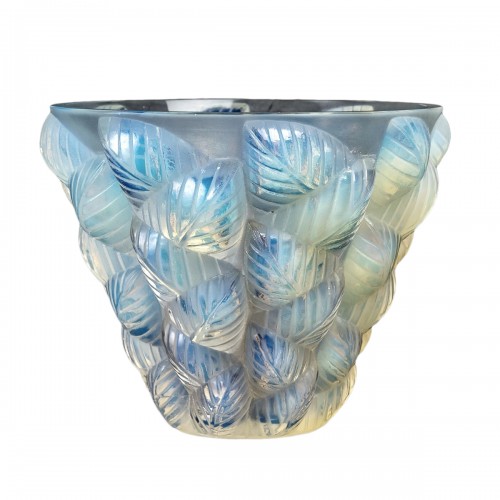 1927 René Lalique - Vase Moissac