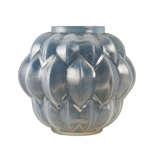 1927 René Lalique - Vase Nivernais