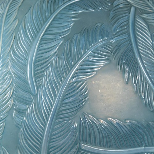 20th century - 1920 René Lalique - Vase Plumes Cased