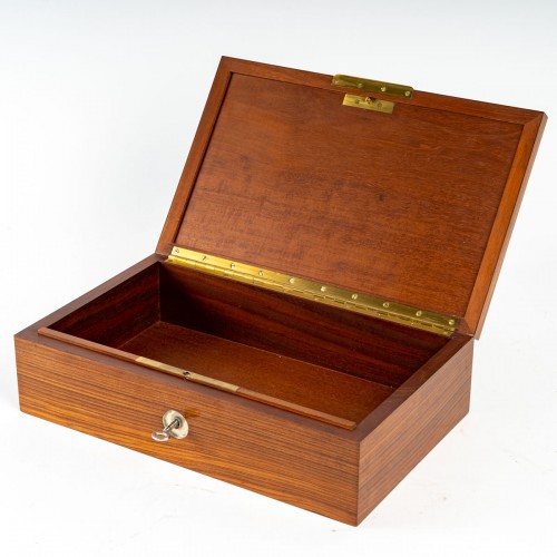 20th century - 1920 René Lalique - Box « Monnaie du Pape »