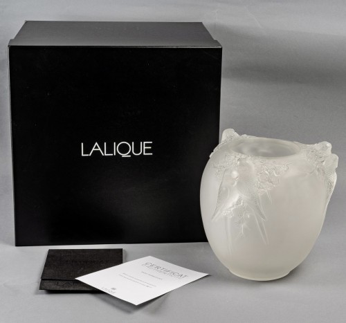 Lalique France - Vase Perruches Lost Wax Crystal Vase Limited Edition - 
