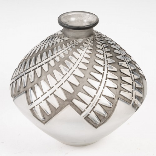 1929 René Lalique - Vase Montargis - 