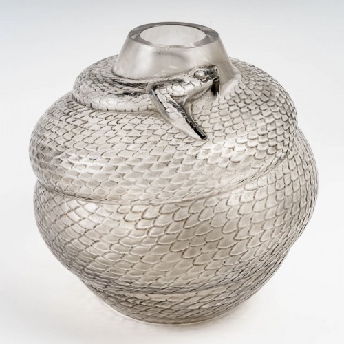 1924 René Lalique - Vase Serpent - Glass & Crystal Style Art Déco