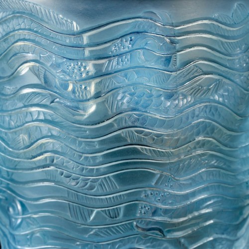 1932 René Lalique - Vase Dauphins Verre Opalescent Patiné Bleu - Verrerie, Cristallerie Style Art Déco