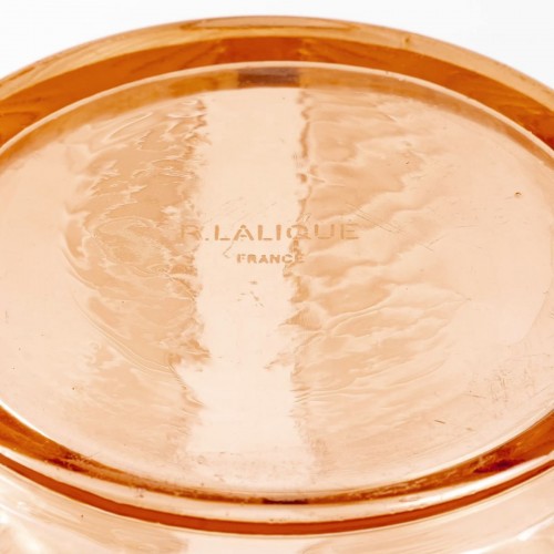 20th century - 1932 René Lalique - Vase Biskra