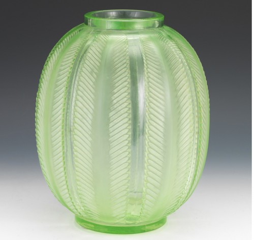 1932 René Lalique - Vase Biskra - Verrerie, Cristallerie Style Art Déco