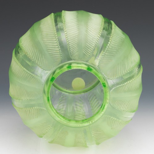 1932 René Lalique - Vase Biskra - 