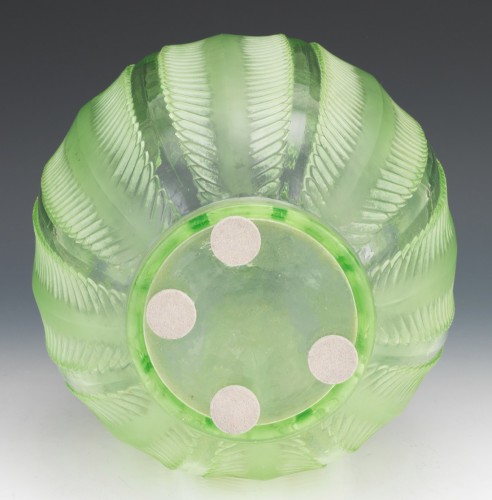 20th century - 1932 René Lalique - Vase Biskra