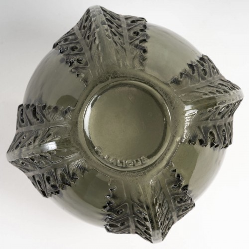 20th century - 1922 René Lalique - Vase Chardons
