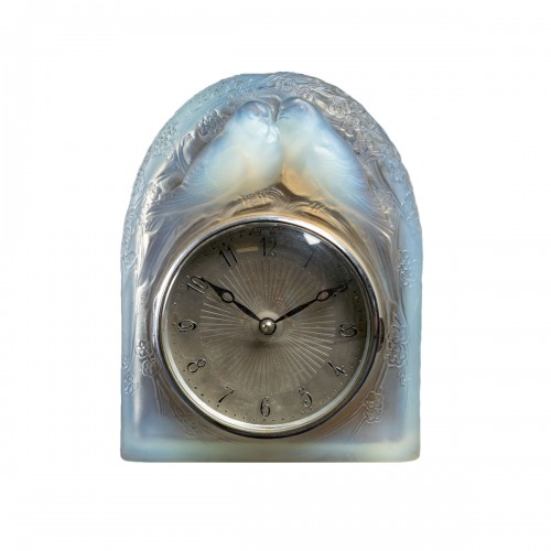 1926 René Lalique - Clock Deux Colombes, Original Movement 