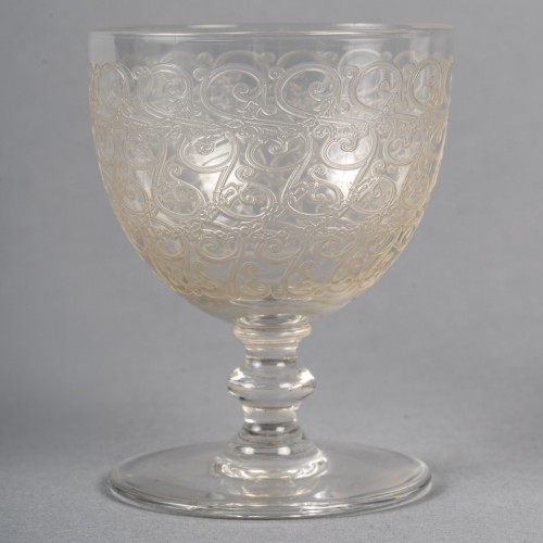 Verrerie, Cristallerie  - 1920 Baccarat - Service Rohan cristal gravé de 35 pieces