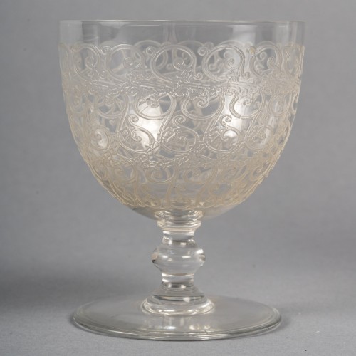 1920 Baccarat - Service Rohan cristal gravé de 35 pieces - BG Arts