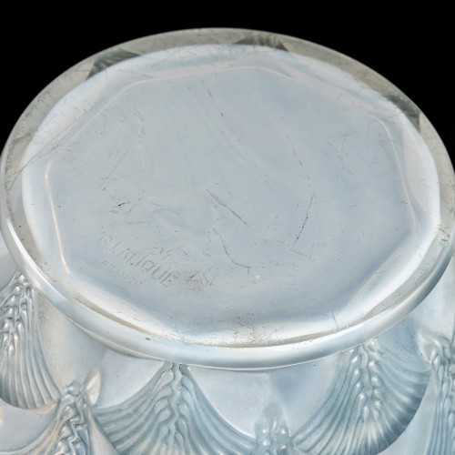 XXe siècle - 1932 René Lalique - Vase Herblay