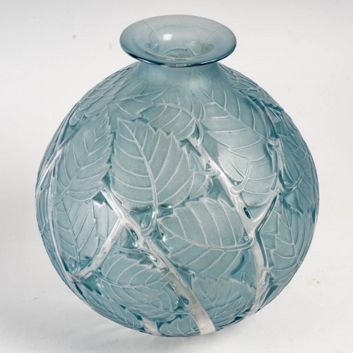 Glass & Crystal  - 1929 René Lalique - Vase Milan