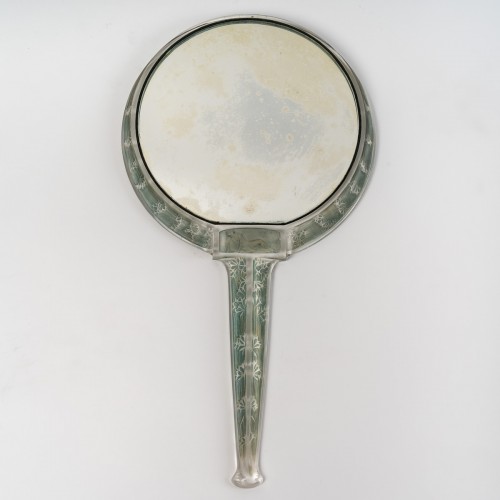 20th century - 1912 René Lalique Mirror Narcisse Patina and its Case