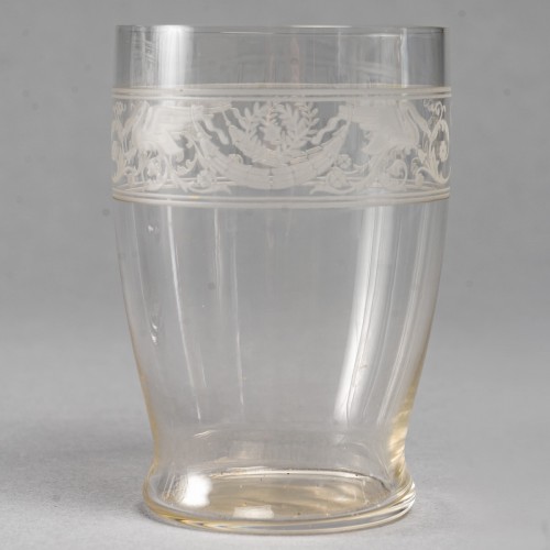 Baccarat - Tumblers glasses &quot;Swans&quot;  - 32 Pieces - 