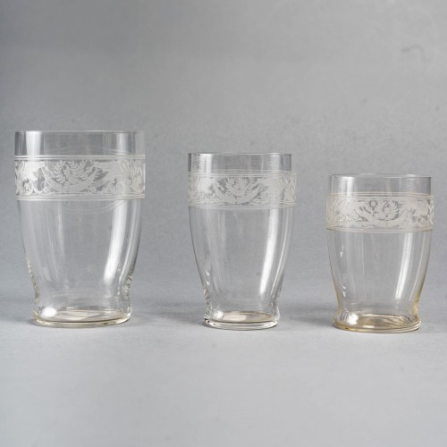  - Baccarat - Tumblers glasses &quot;Swans&quot;  - 32 Pieces