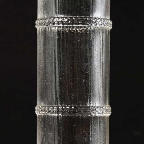 Glass & Crystal  - 1920 René Lalique - Perfume Bottle Fleurs Vives For Volnay