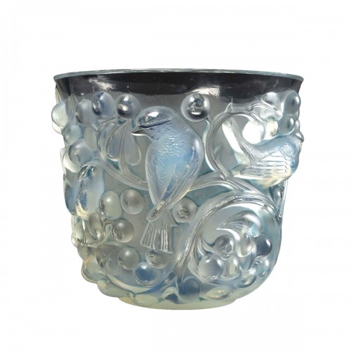 1921 René Lalique - Vase Avallon