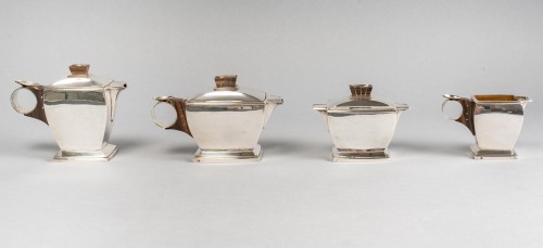 Argenterie et Arts de la table  - 1920 Boin Taburet - Service à thé et à café égoïste en argent massif et macassar