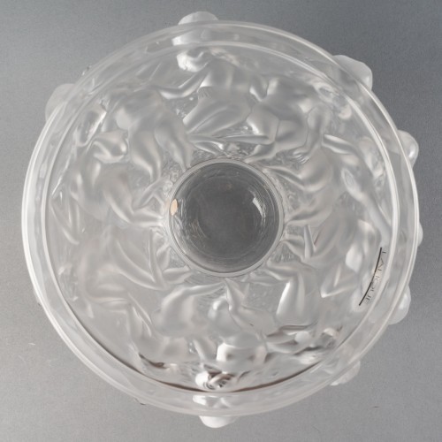 20th century - Lalique France - Vase Bacchantes New With Label