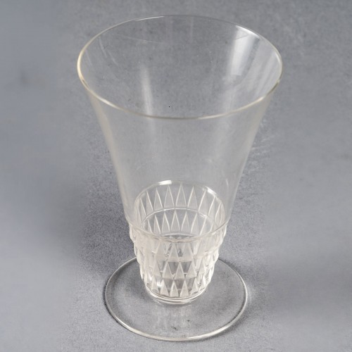 Glass & Crystal  - 1930 René Lalique Set Of 10 Bourgueil Wine Glasses