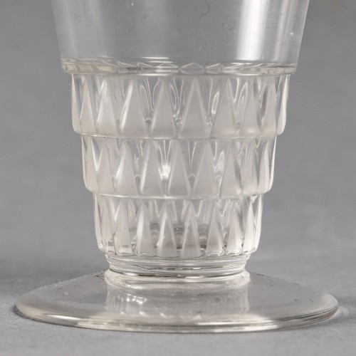 1930 René Lalique Set Of 10 Bourgueil Wine Glasses - 
